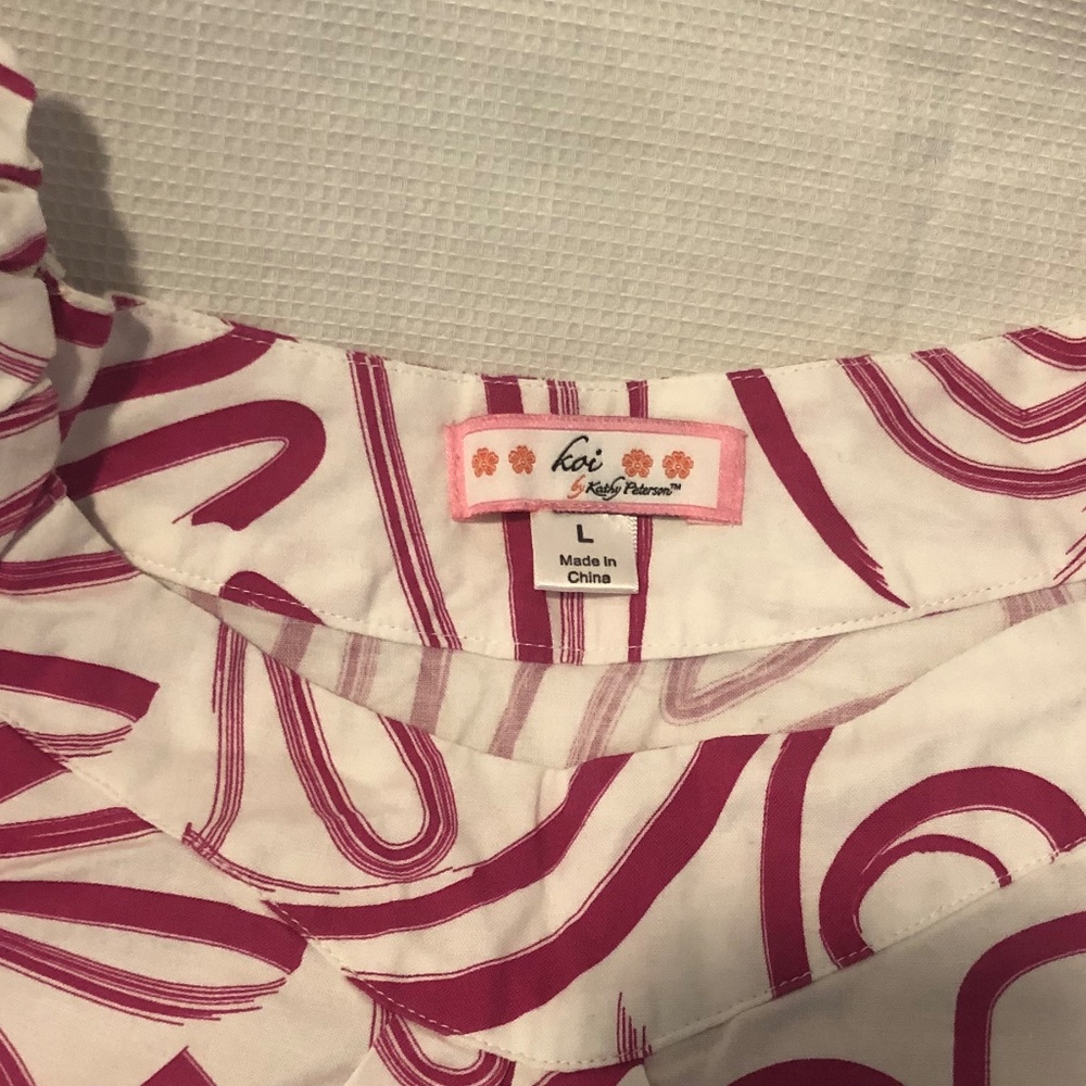 Koi scrub top-butterfly